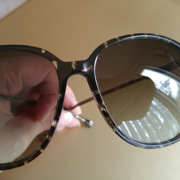 Versace Sunglasses - Picture 6 of 6